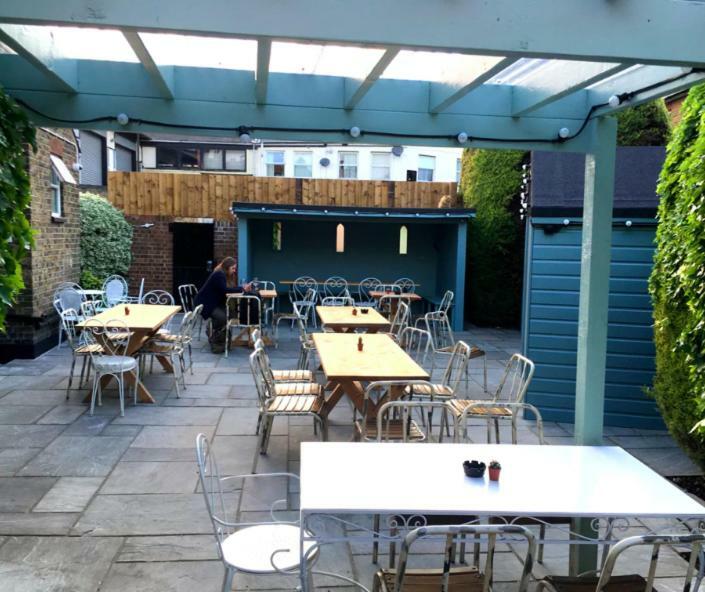 Kings Arms Hotel Brentford Bagian luar foto